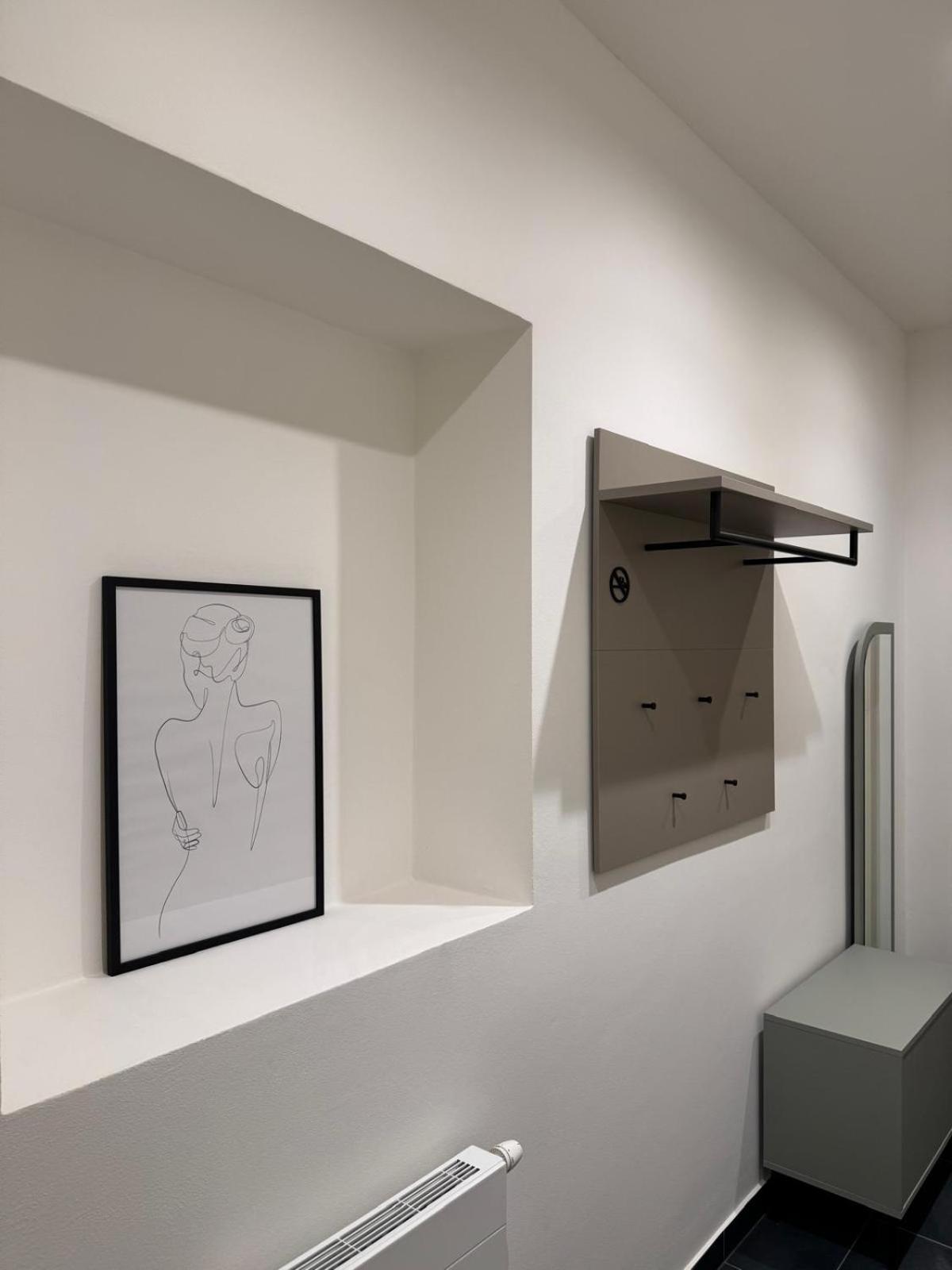 Pearl Bee Deluxe Suites Пльзень Экстерьер фото